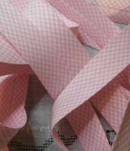 Biais Vichy rose