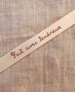 Fait avec tendresse (satin)