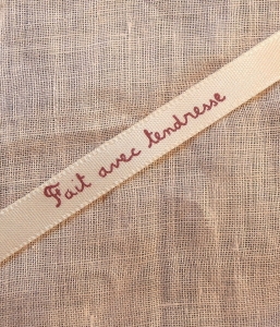 Fait avec tendresse (satin)