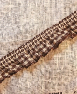 Volant vichy marron