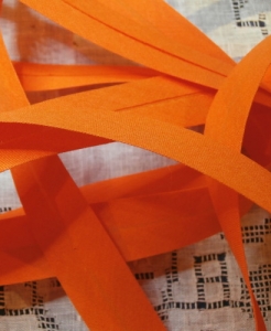 Biais uni orange