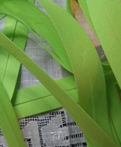 Biais uni vert pomme